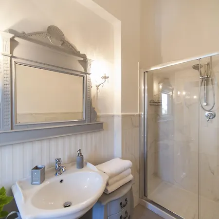 Country Oda ve Kahvaltı Siena