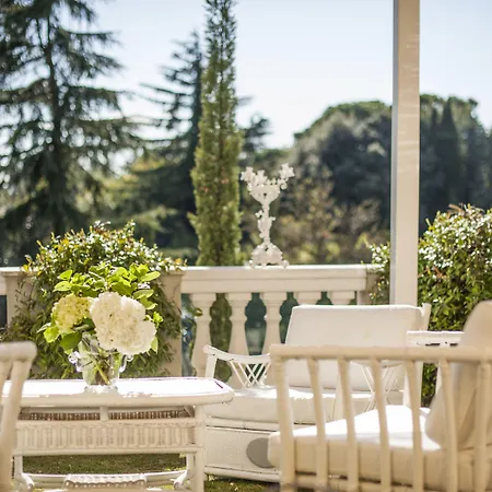 Country Bed & Breakfast 4*