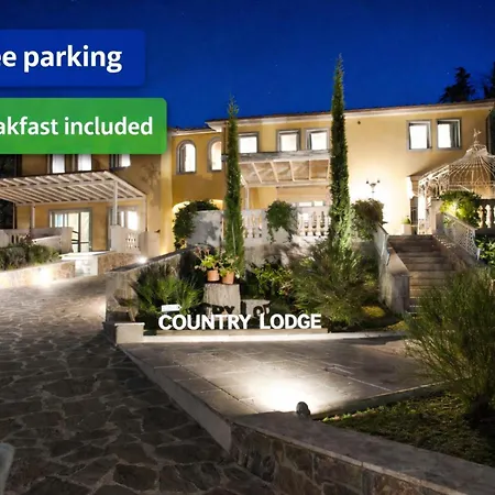 Country 3* Siena