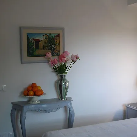 Oda ve Kahvaltı Country 4*