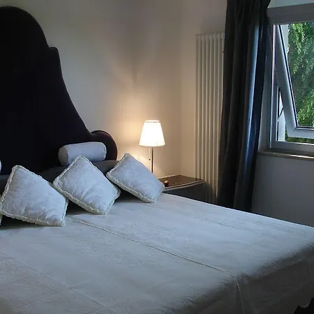 Oda ve Kahvaltı Country Siena