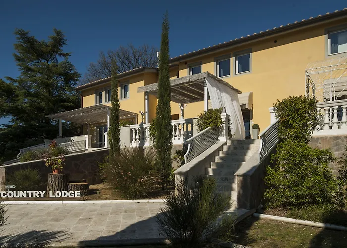 Country Bed & Breakfast 3*